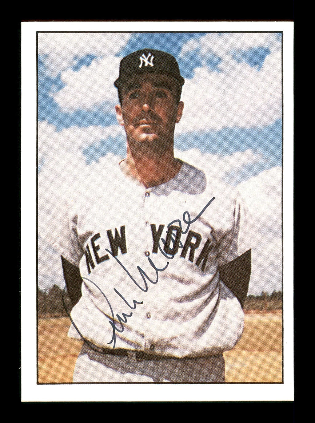 Archie Moore Autographed 1981 TCMA Card #479 New York Yankees SKU #171829