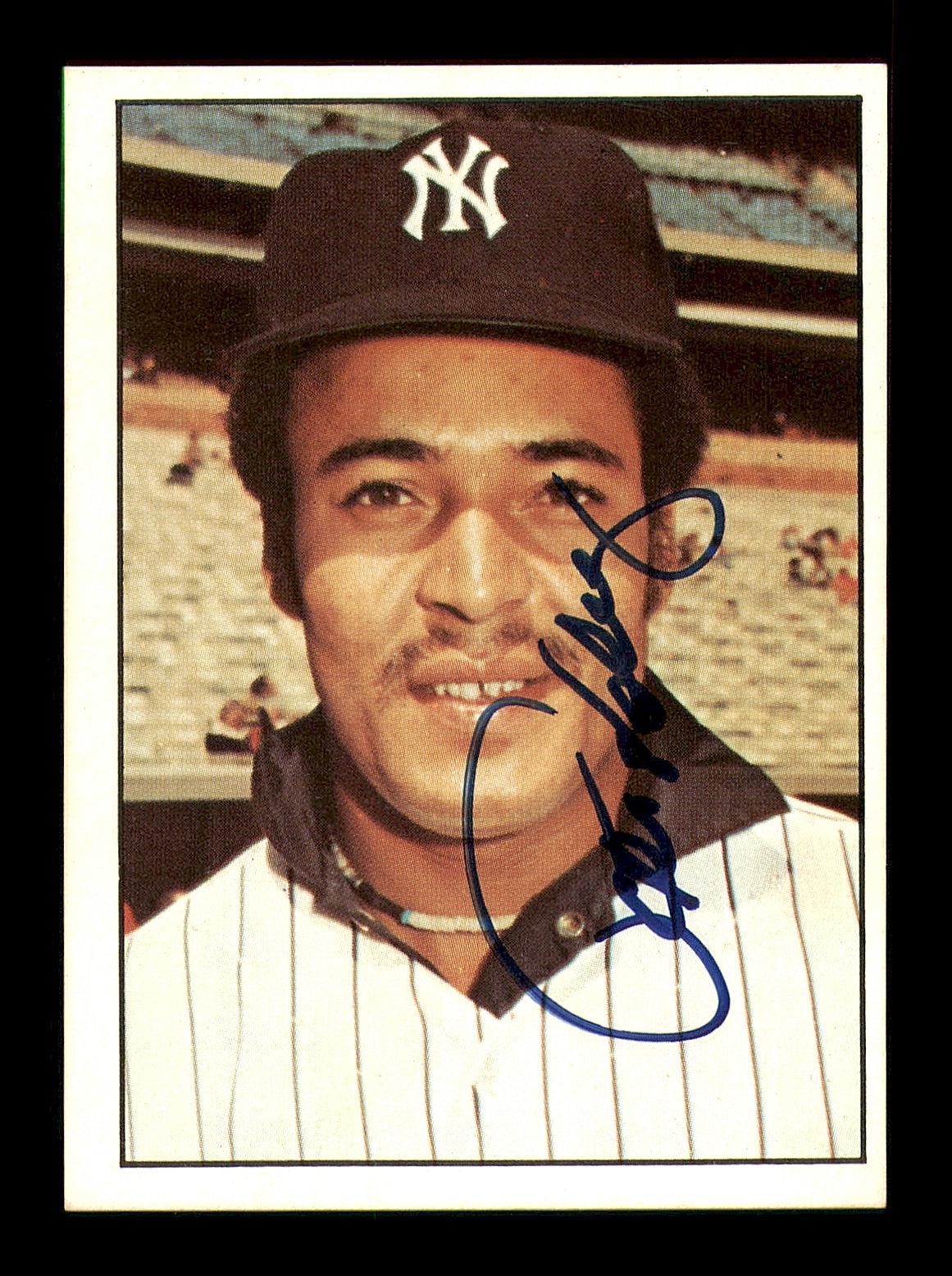 Otto Velez Autographed 1975 SSPC Card #455 New York Yankees SKU #184715