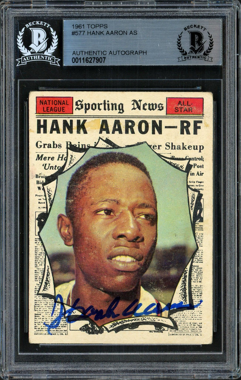 Hank Aaron Autographed 1961 Topps Card #577 Milwaukee Braves Beckett BAS #11627907